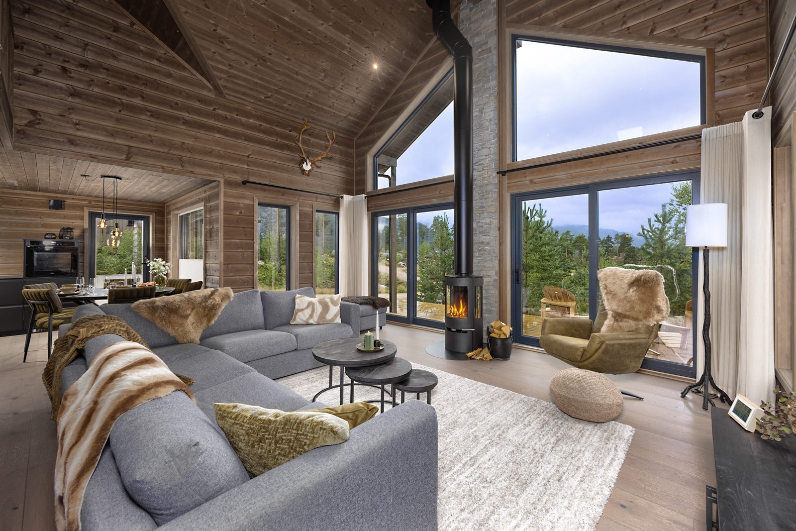 Saga Hytte | 6p | With Sauna, Hot Tub & Water View