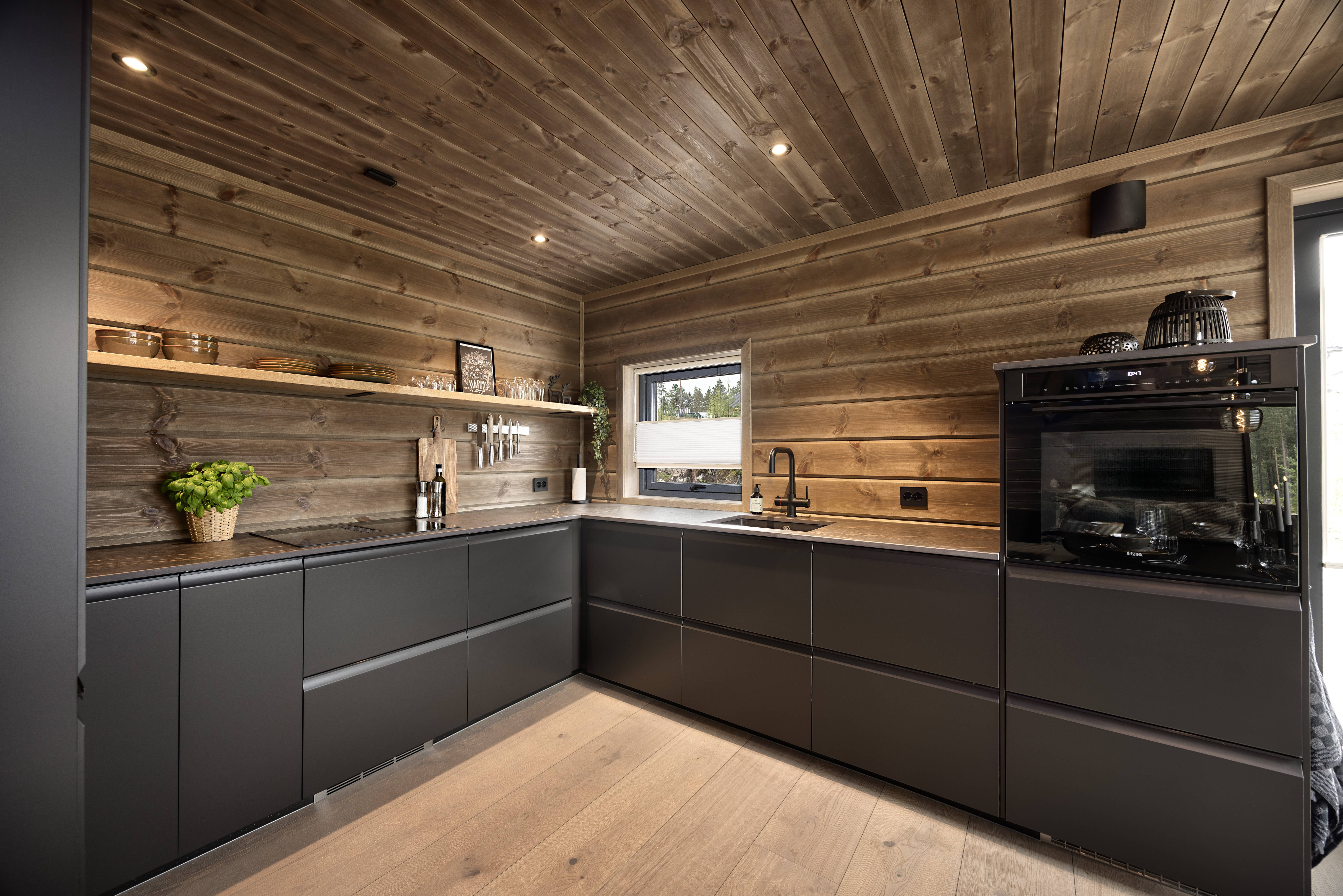 Saga Hytte | 6p | With Sauna, Hot Tub & Water View