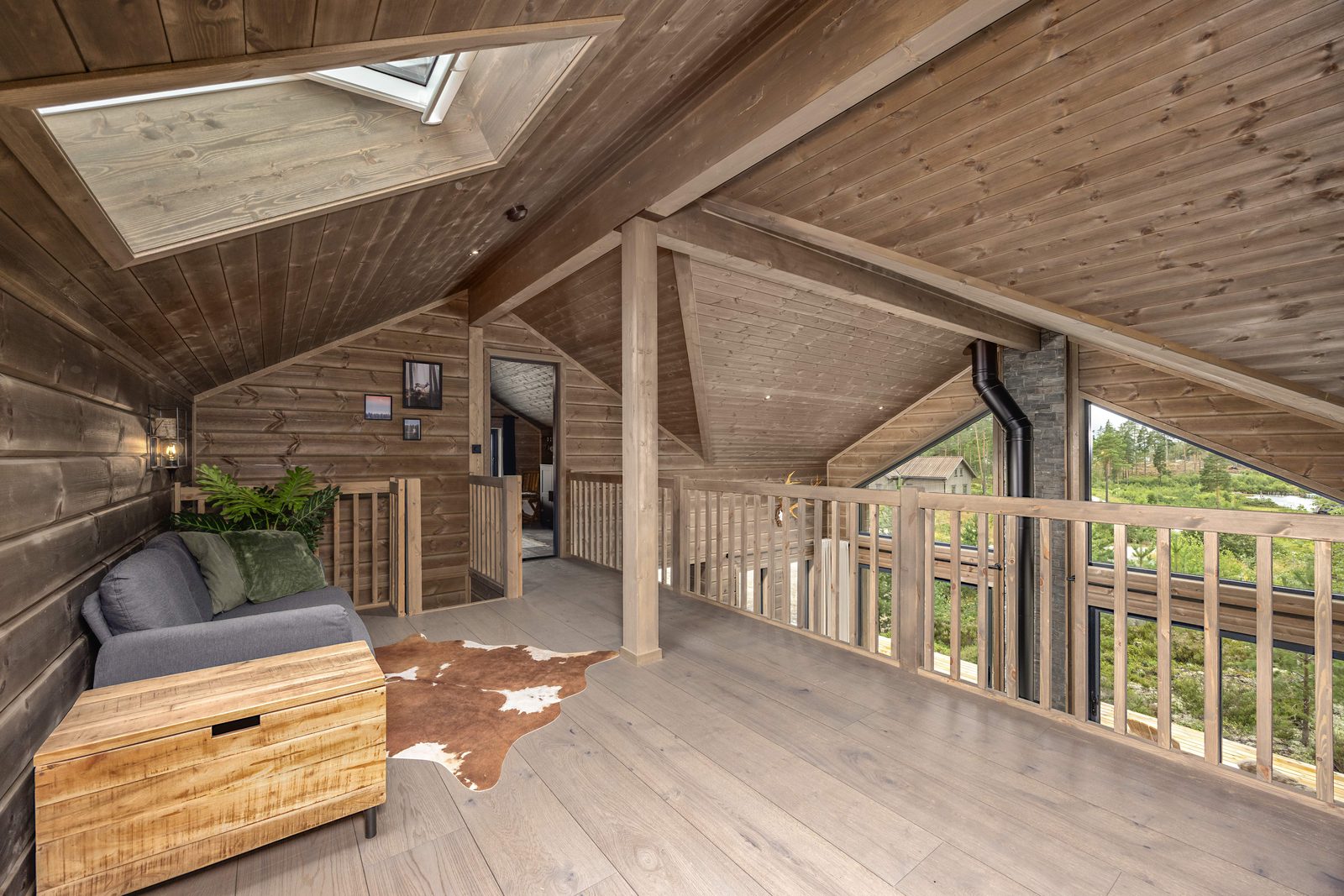 Saga Hytte | 6p | With Sauna, Hot Tub & Water View