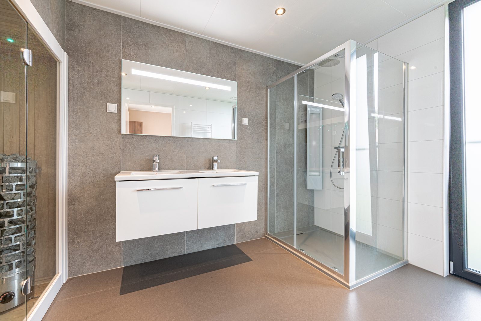 Waterlodge 2 Deluxe met sauna en hottub
