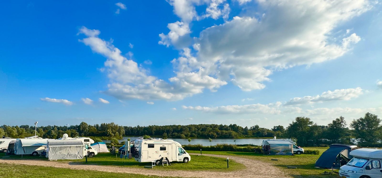 Stellplatz Komfort Camper