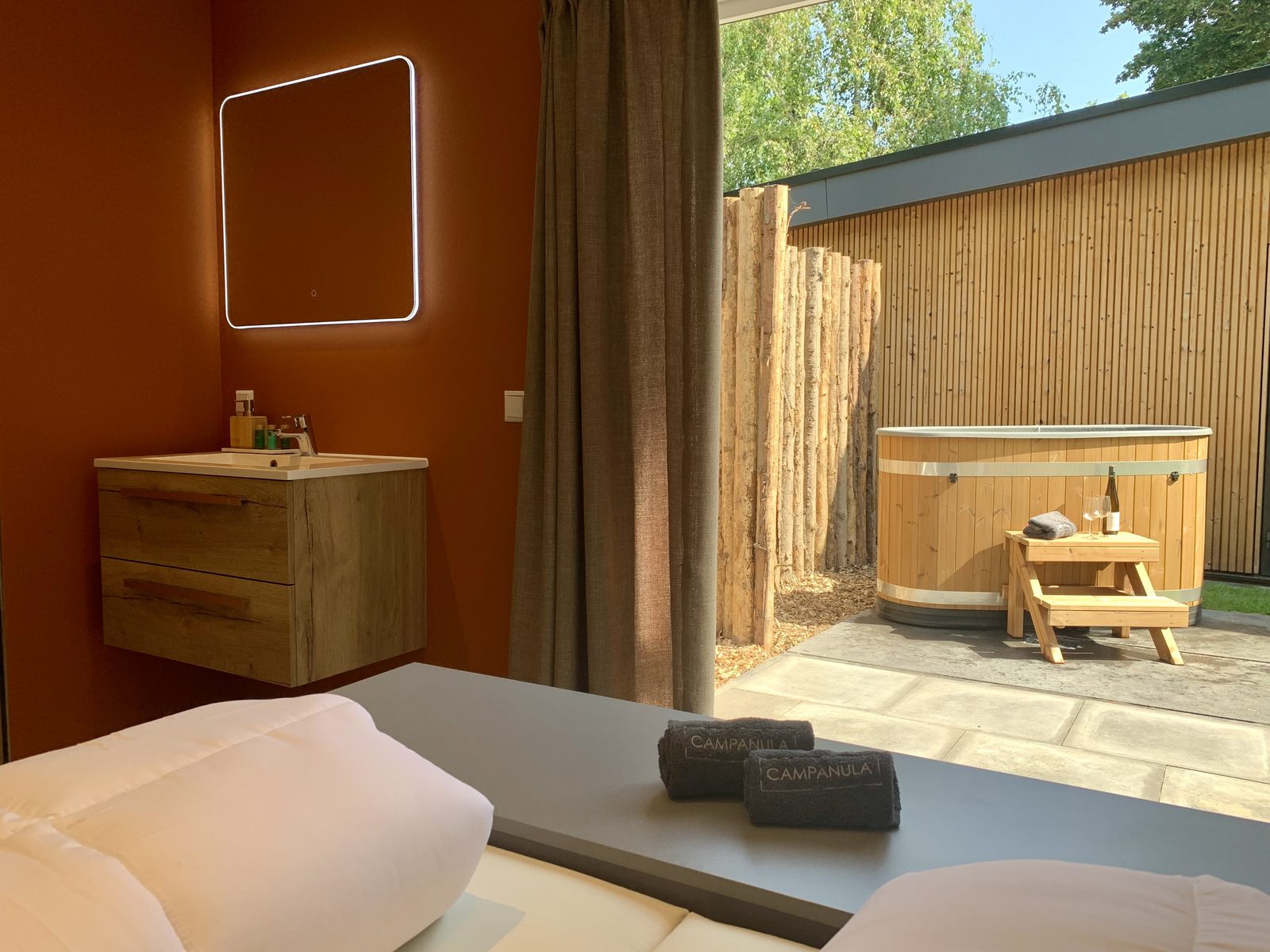 Wellness lodges