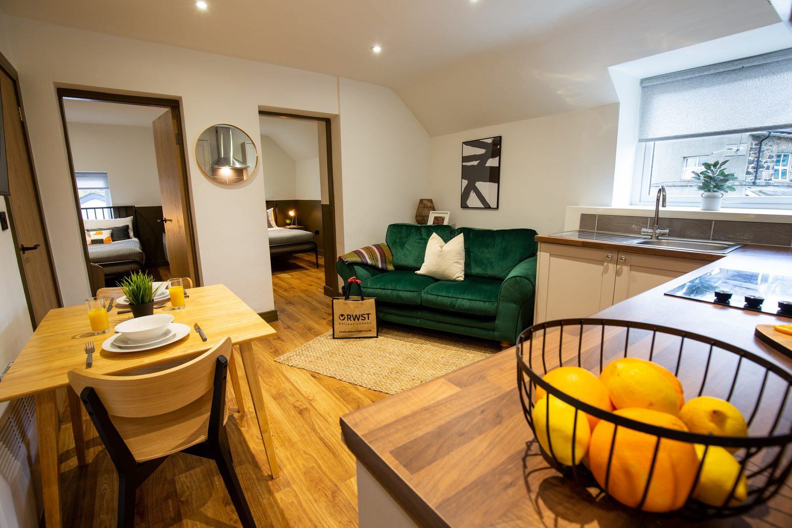 White Willow Apartment
