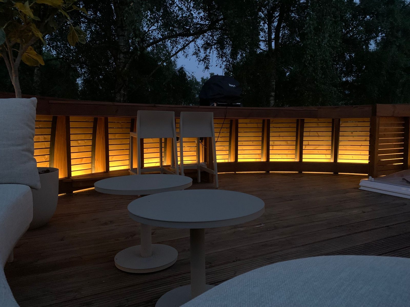 The Nutshell mit Hot Tub und Sauna | 2 Personen
