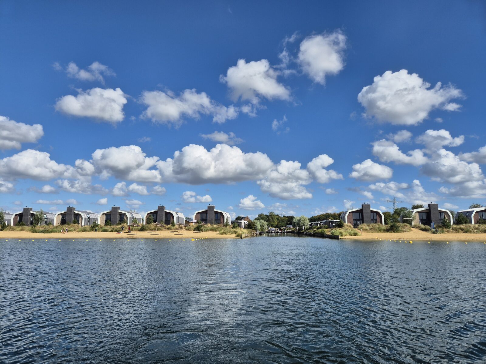 Villa Waterfront 12