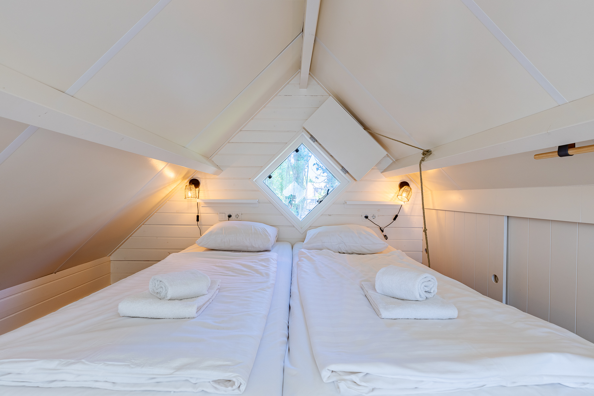 Rent a cottage in Domburg | Lijsterhofstraat 13 - Cozy holiday home near beach and center