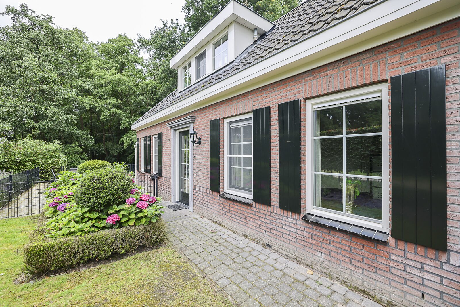 Notary House 8 persons