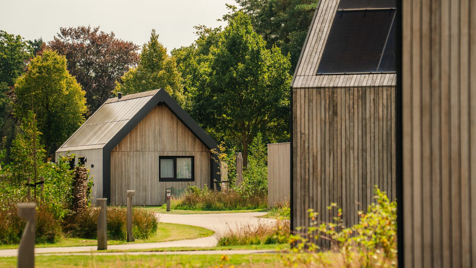 Unbrick One | Sauna en Verwarmd Zwembad | 2 Pers.