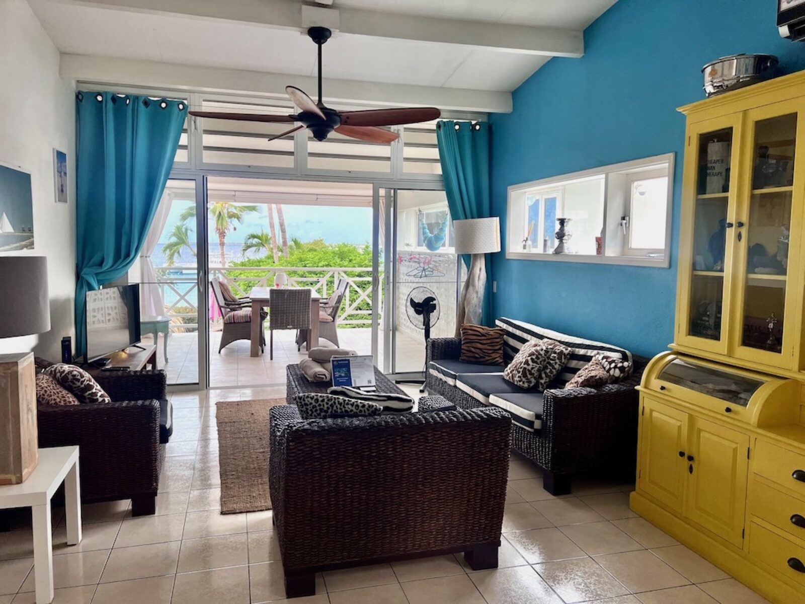 Bonaire Oceanfront 2-bedroom Apartment