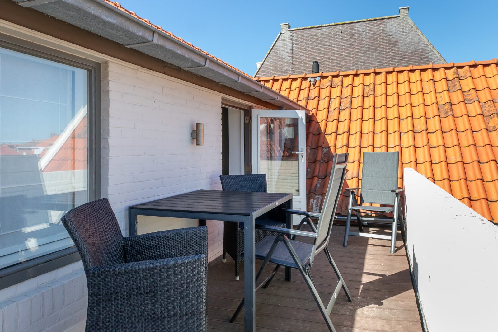 Stay in Zoutelande | Comfortable Apartment Langstraat 5B