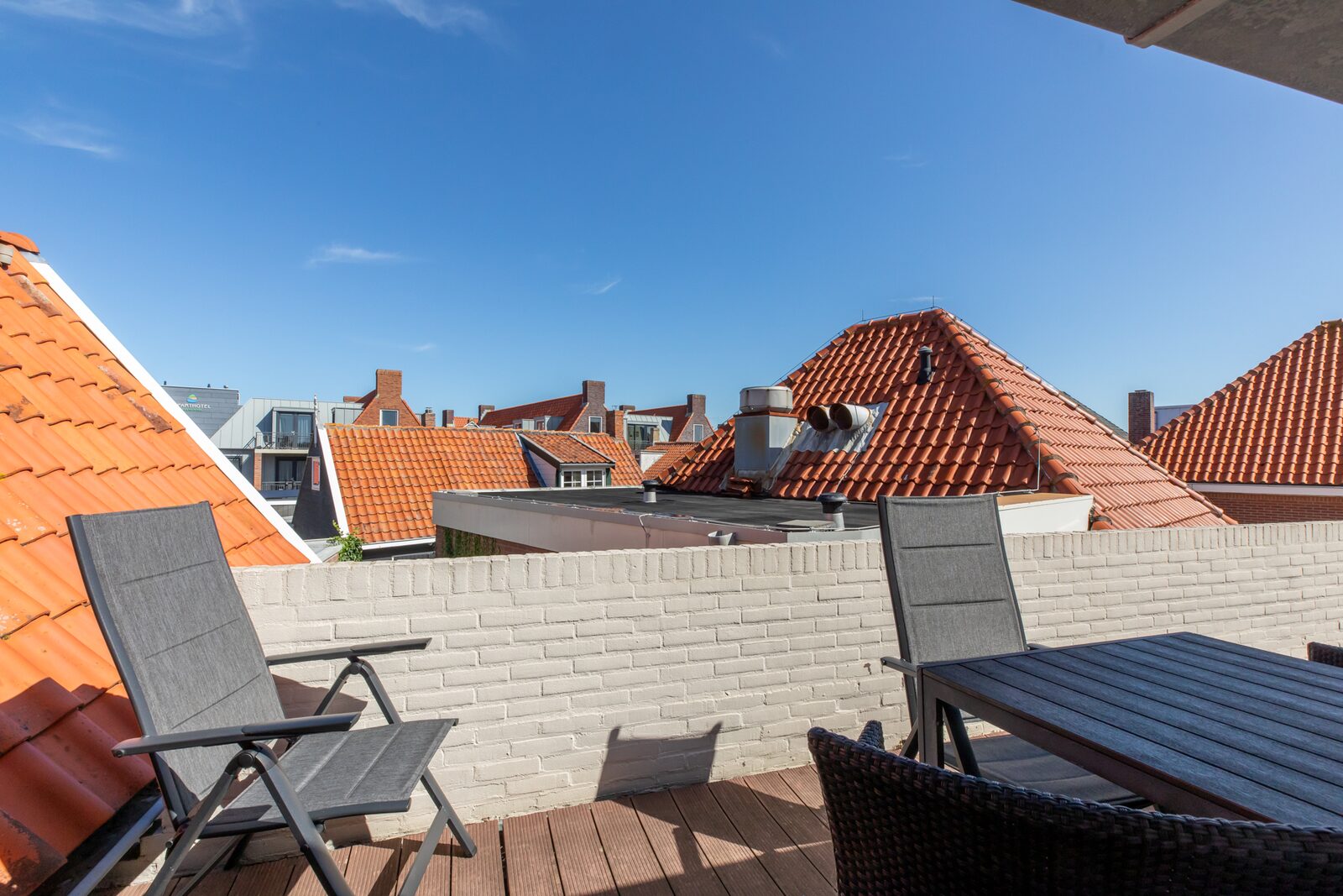 Stay in Zoutelande | Comfortable Apartment Langstraat 5B