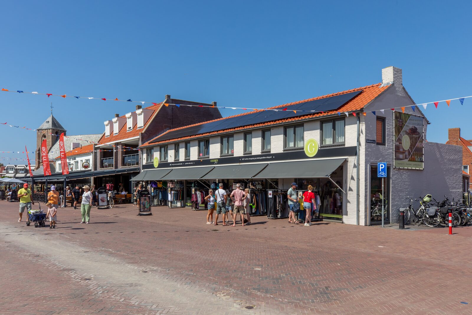 Stay in Zoutelande | Comfortable Apartment Langstraat 5A