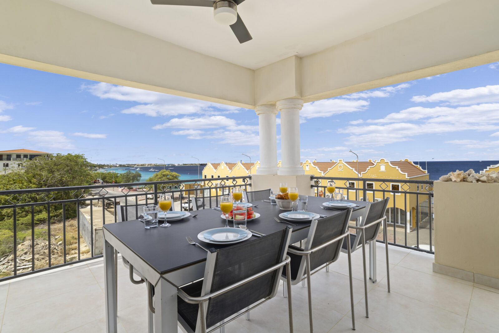 Playa Breeze Apartment
