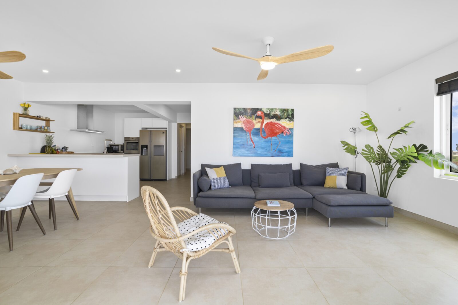 Playa Breeze Apartment