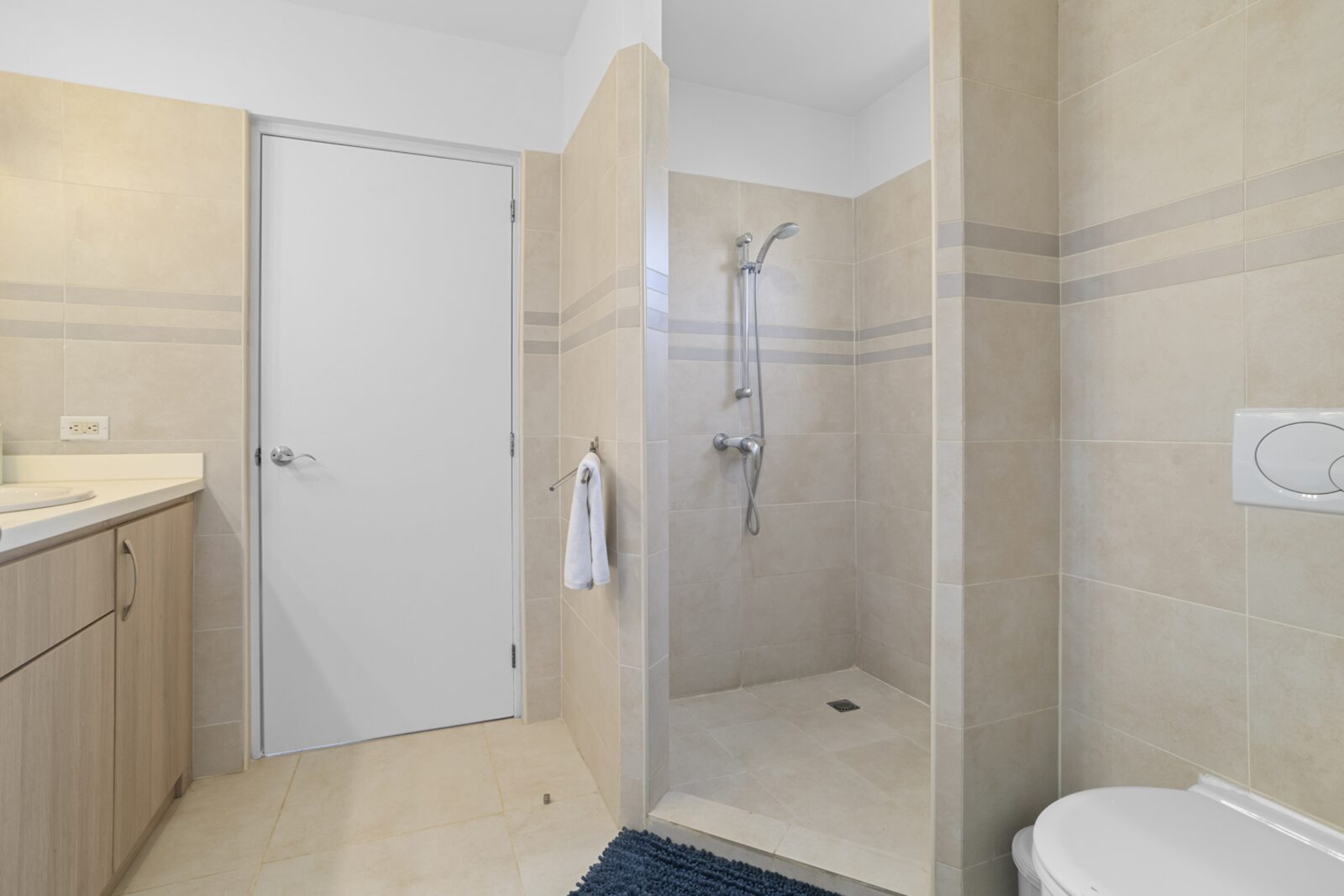 Playa Breeze Apartment