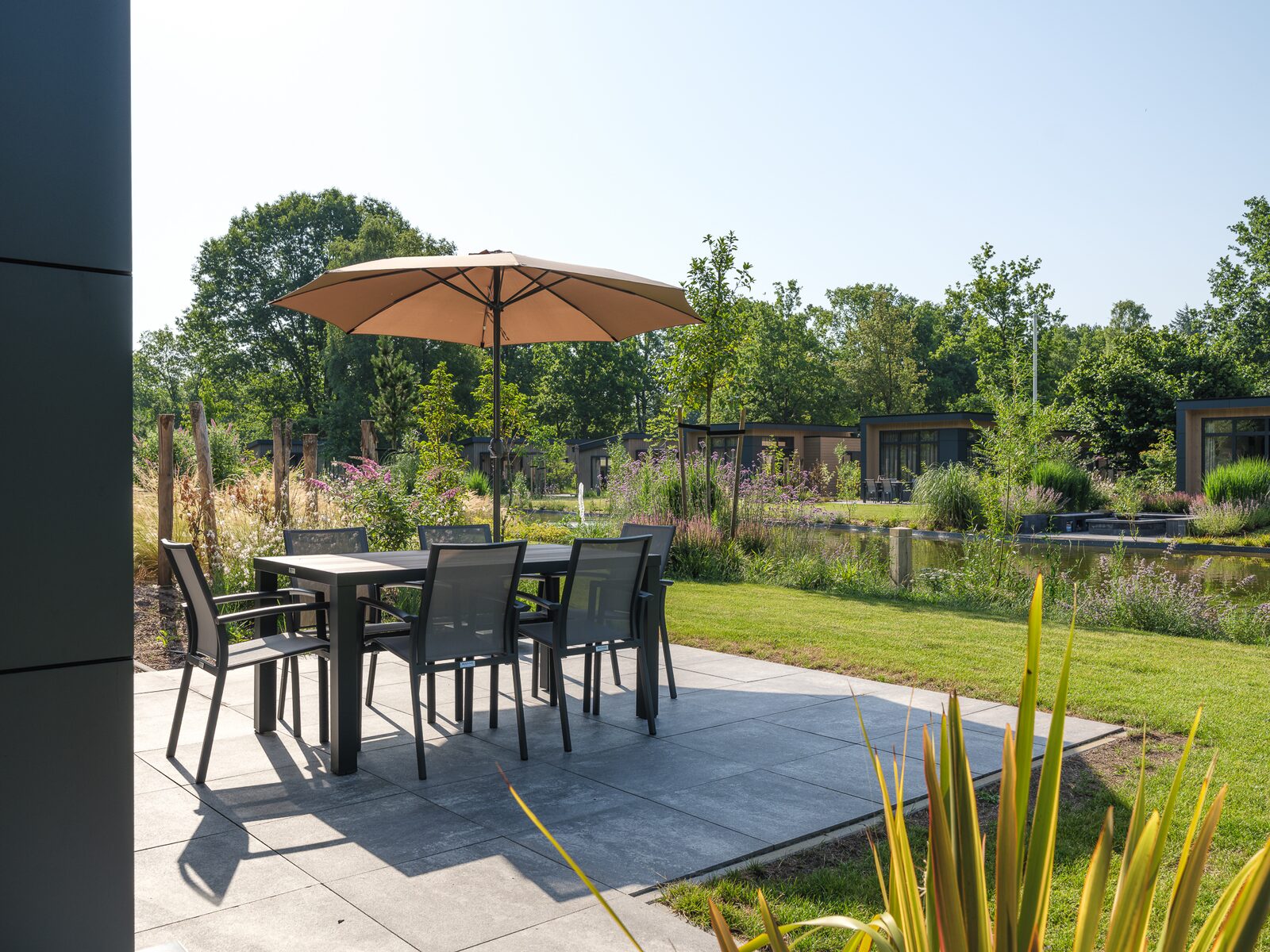 Essenburgh Comfort with Hot Tub & Sauna | 6 persons
