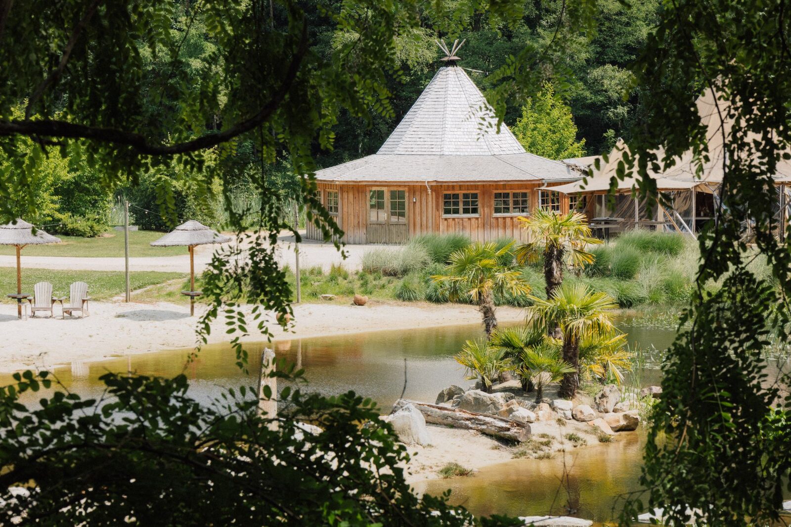 Shelter avec jacuzzi