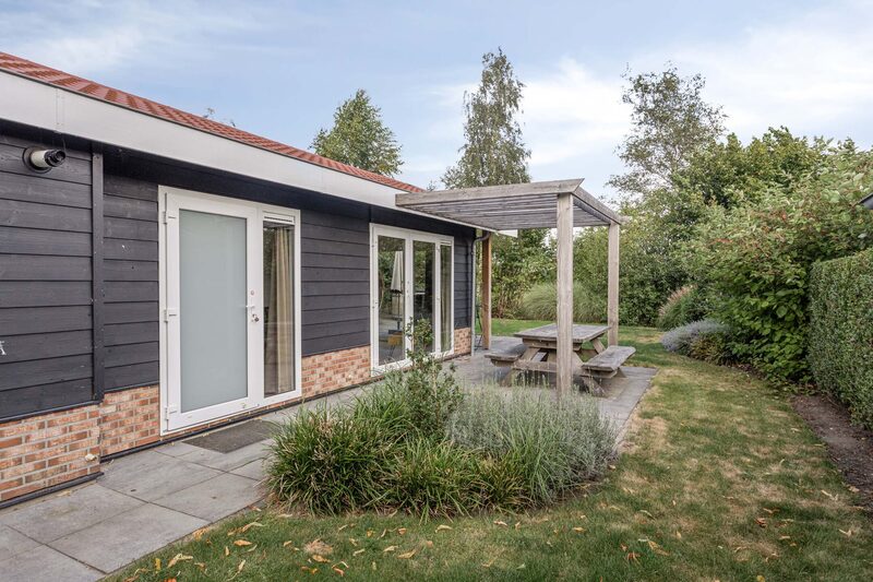 berkenhoeve-6-personen-wellness-hottub