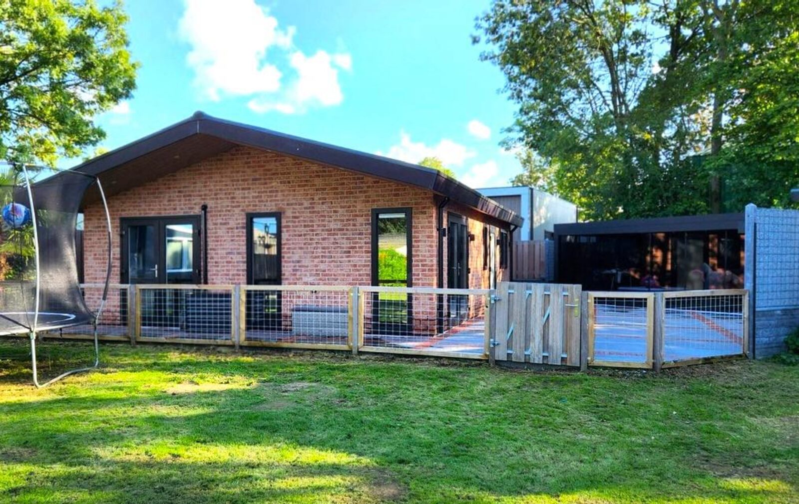 Brick Lodge mit Hot Tub | 6 Personen