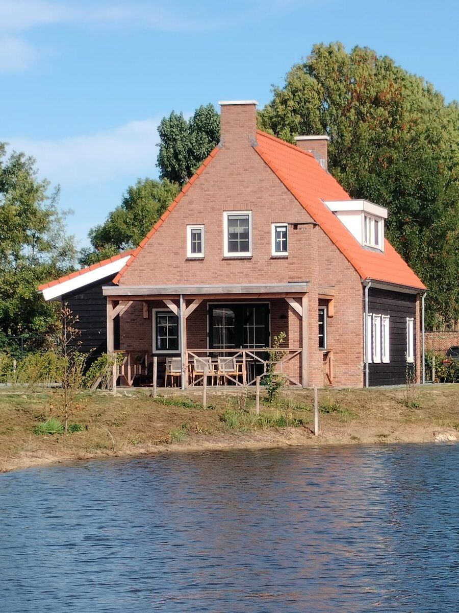 Hofvilla Comfort aan het water | 7 pers.
