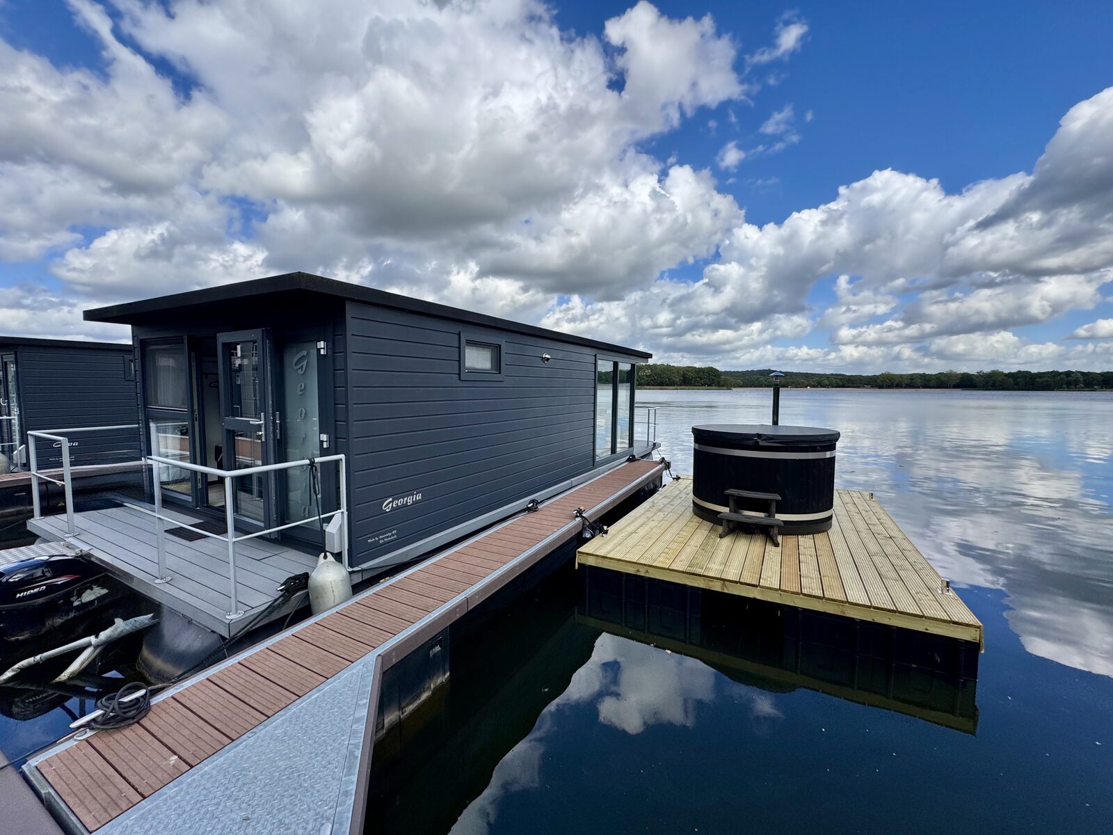 Hausboot Marina Mookerplas 4-6 Personen (mit Hot tub)