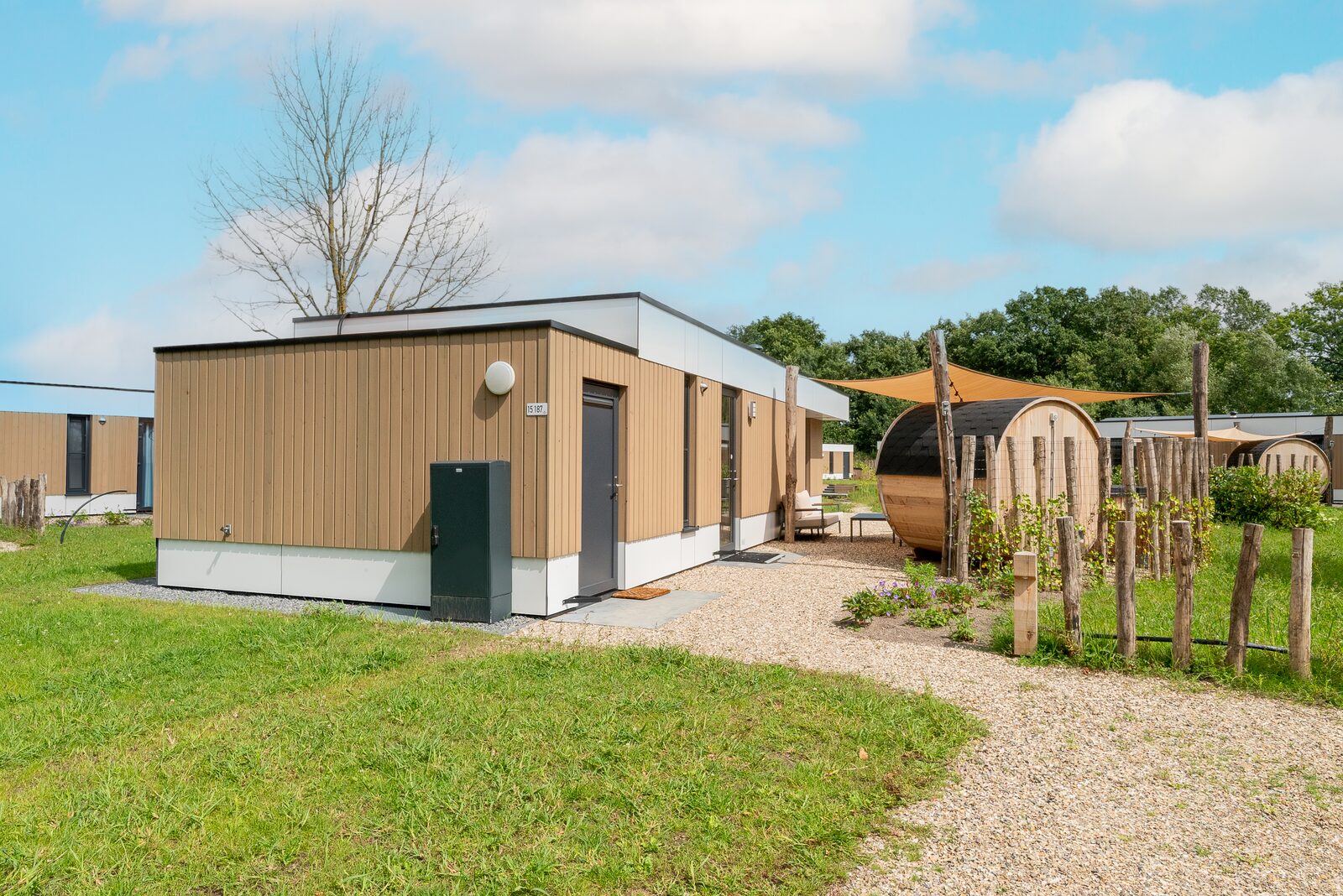 Waterlodge 6 Deluxe met sauna en hottub