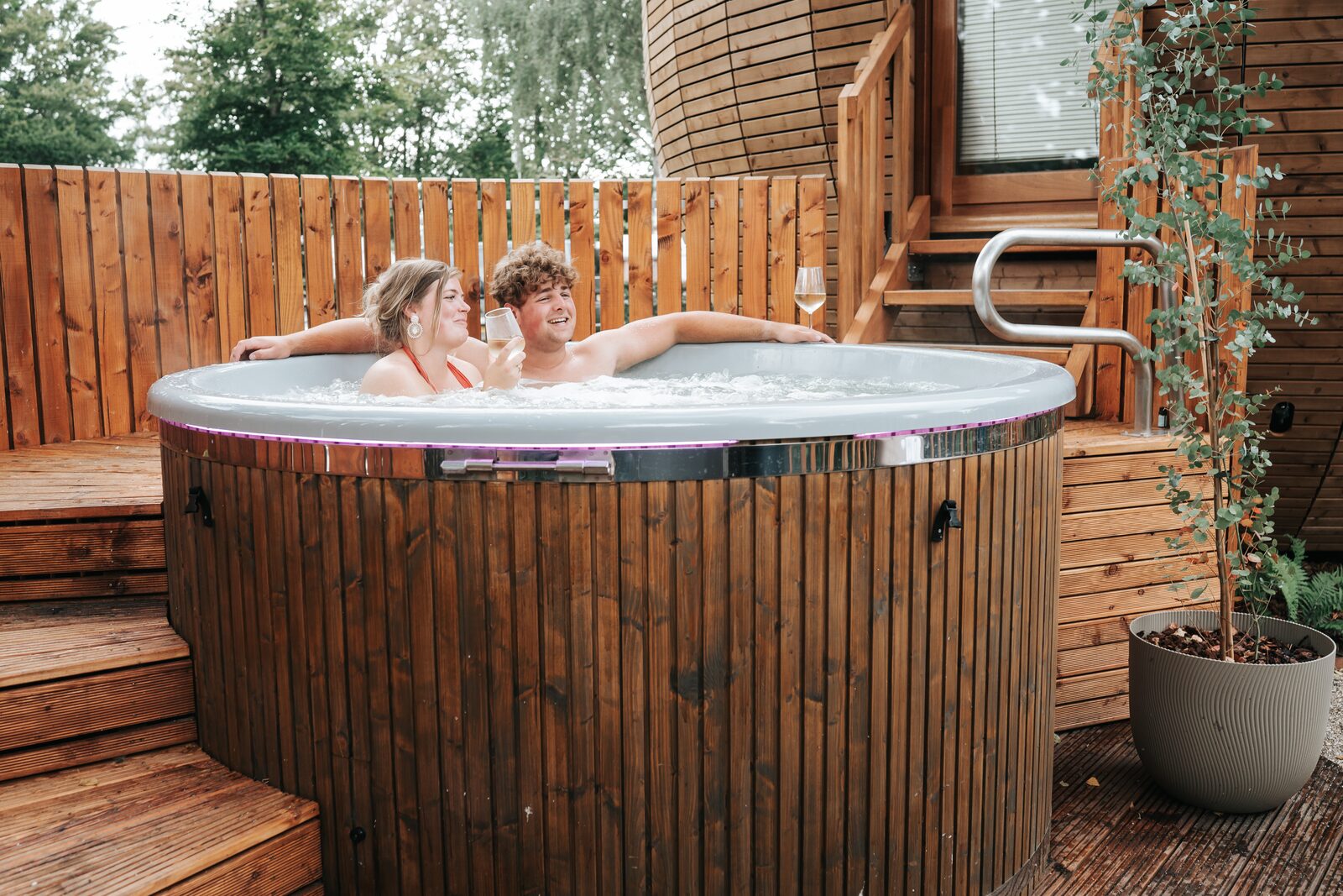 The Nutshell met hottub en sauna | 2 personen
