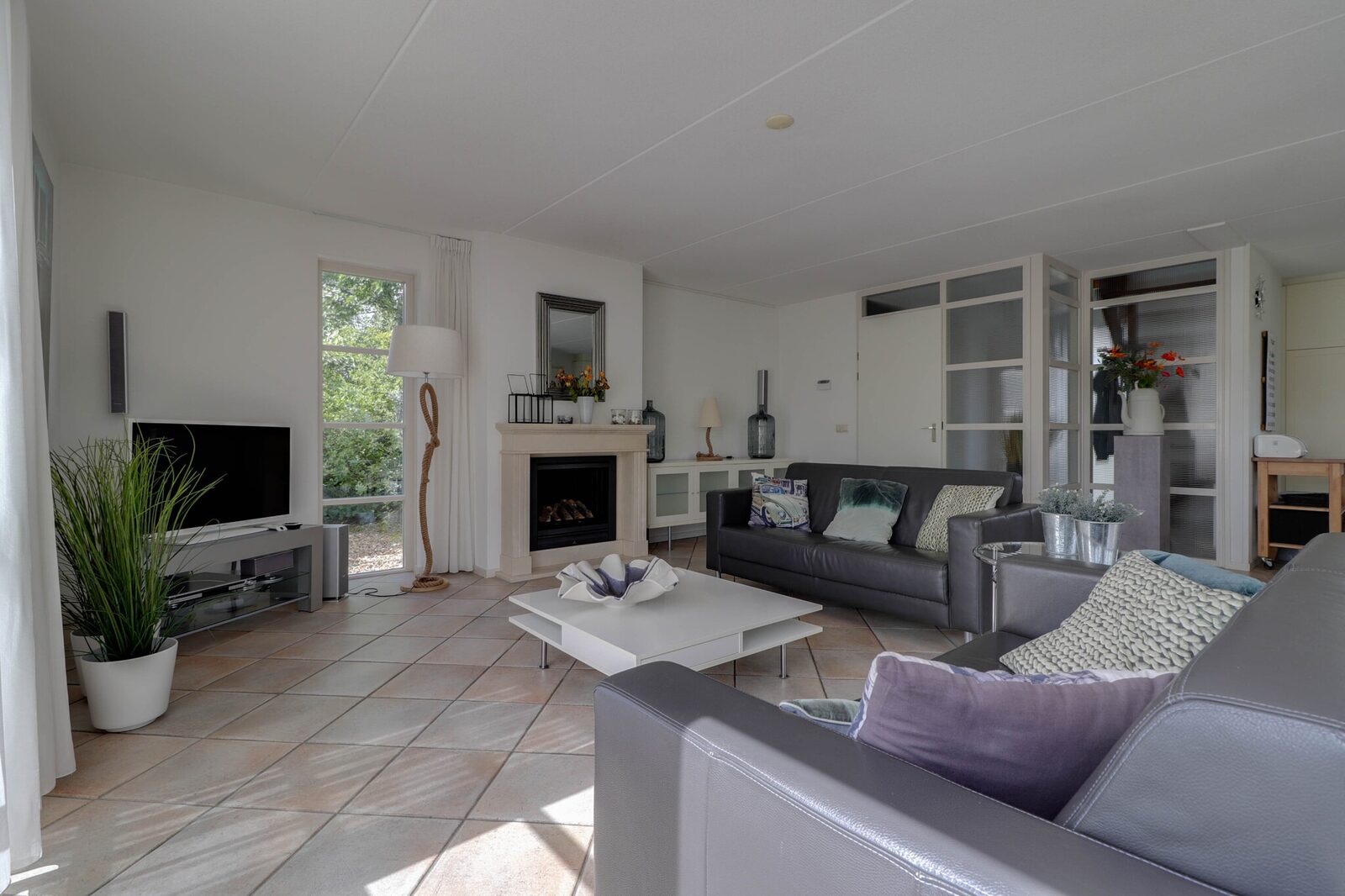Dünenvilla mit Wellness Hot Tub, Sauna & Whirlpool – 6 Personen