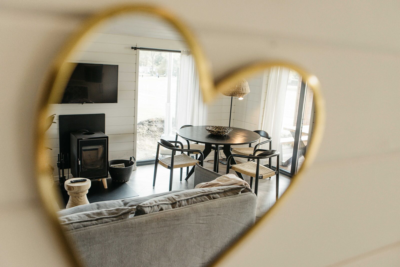 Lake House Scandi mit Hottub | 5 pers. 