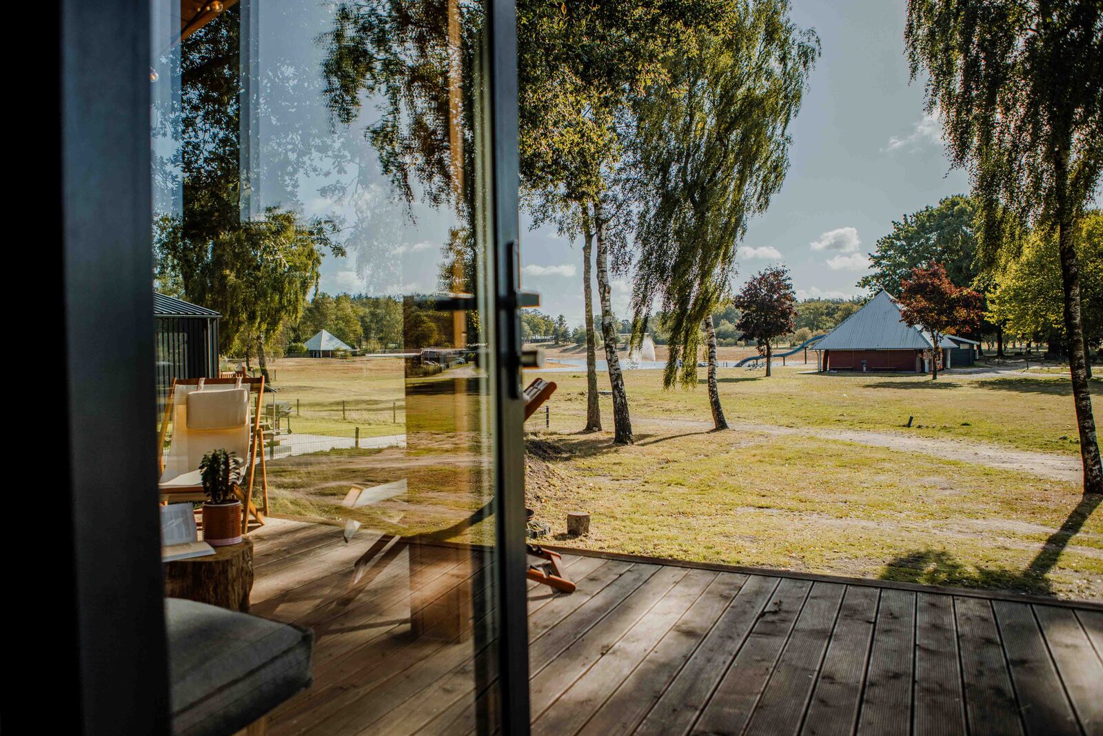 Lake House Scandi mit Hottub | 5 pers. 