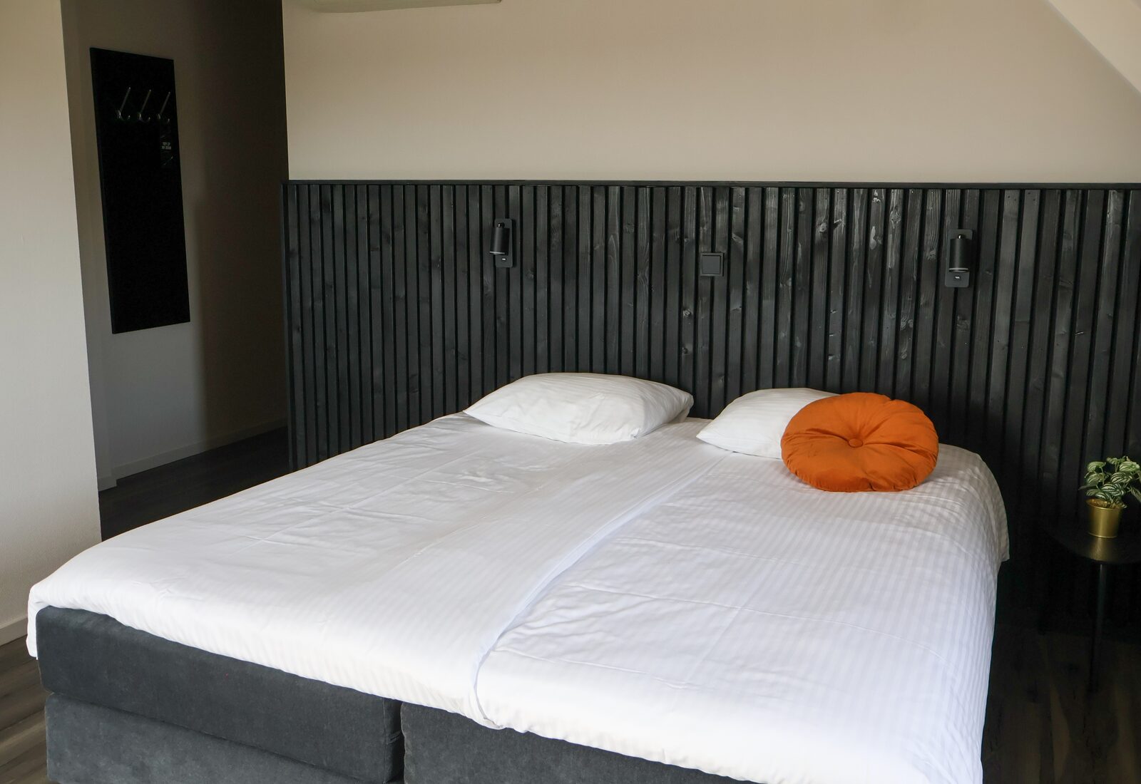 Comfort Hotel Room