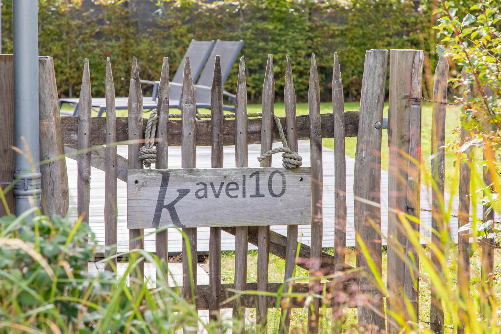 Zonnedorp Kavel 10 Renesse | Villa near the Beach & with Spacious Garden