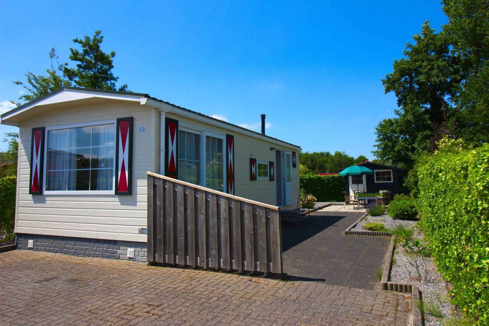 Chalet 150-152-154