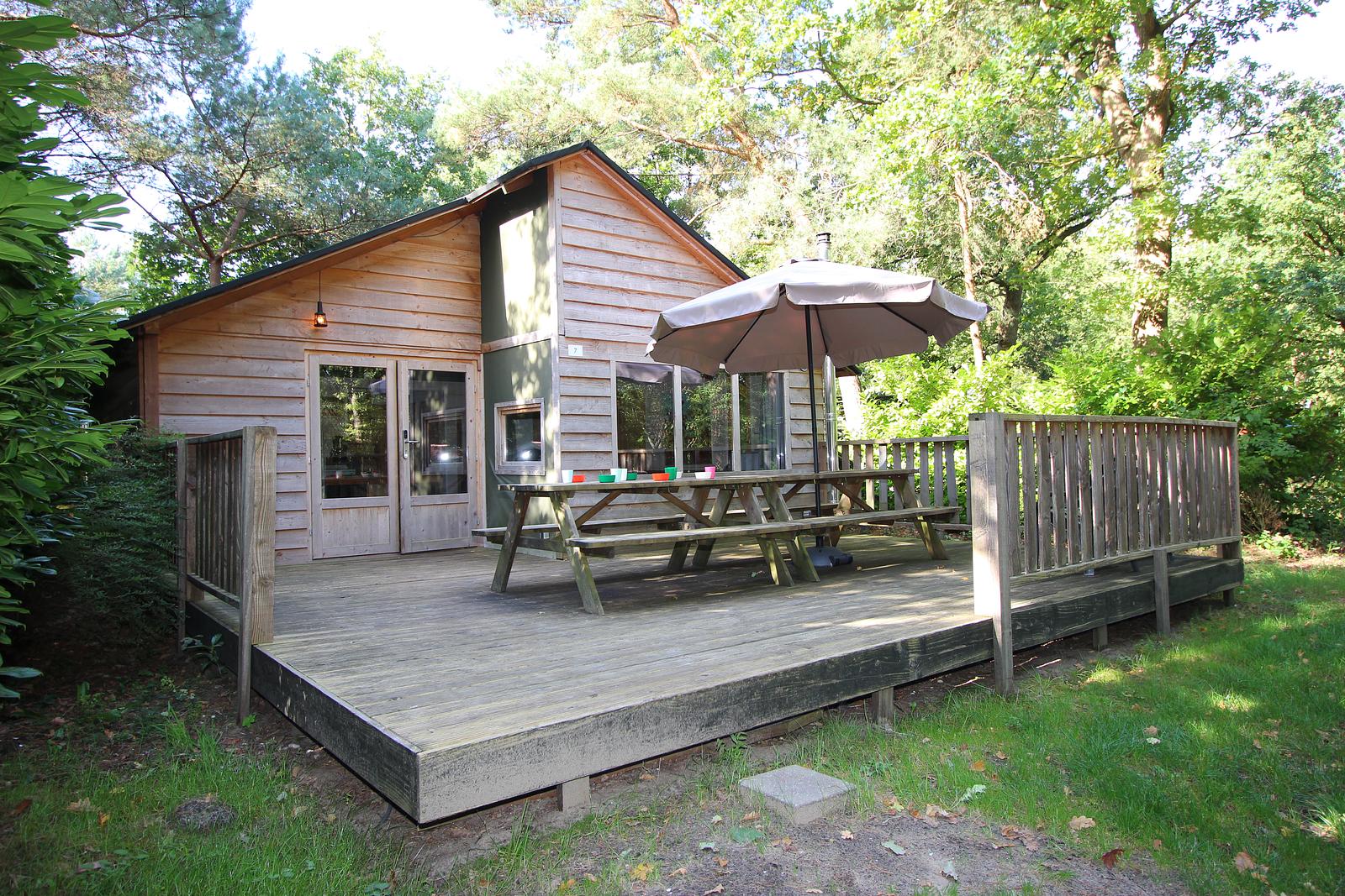 Glamping family lodge 10