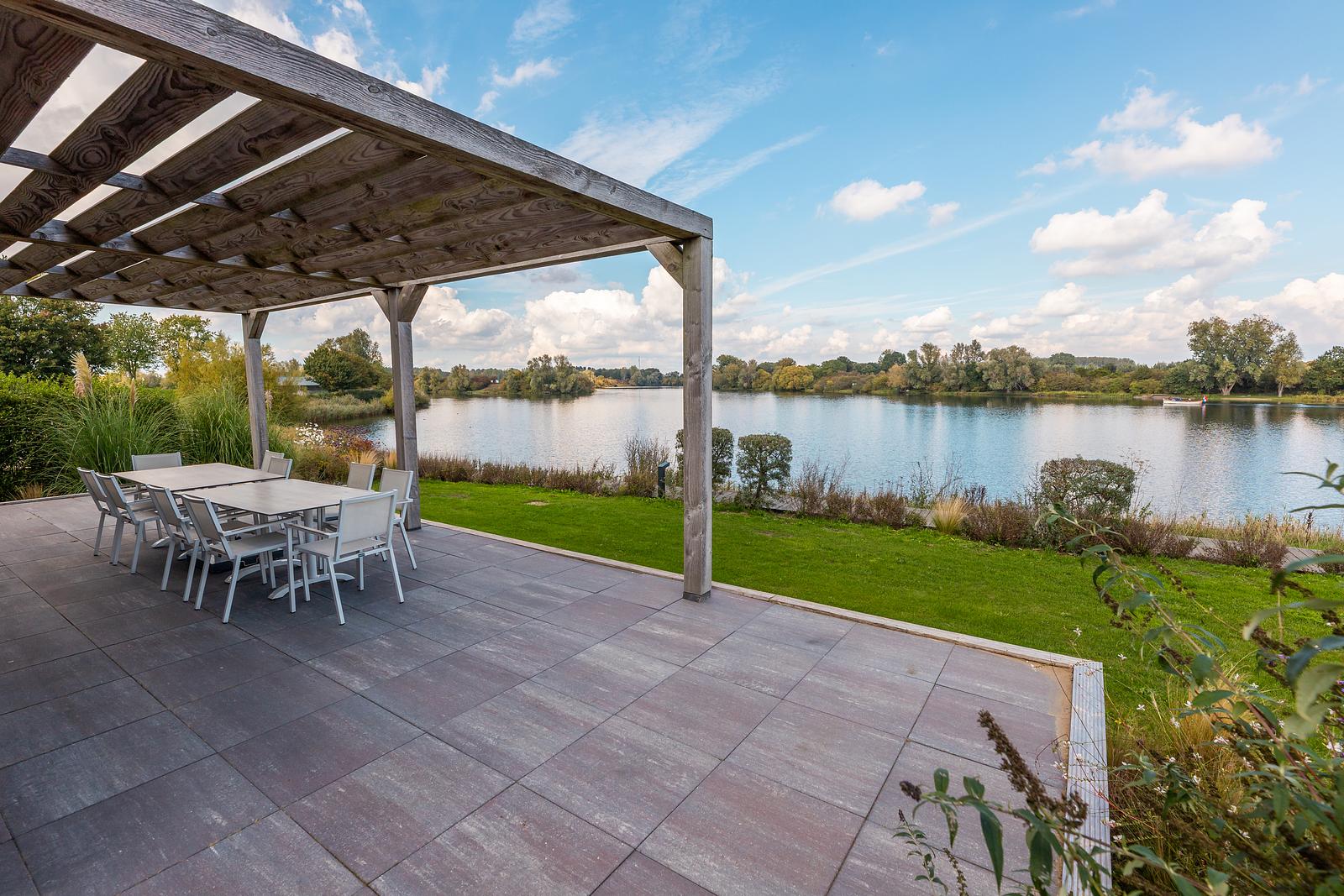 Maas Villa mit Wasserblick | 8 Personen