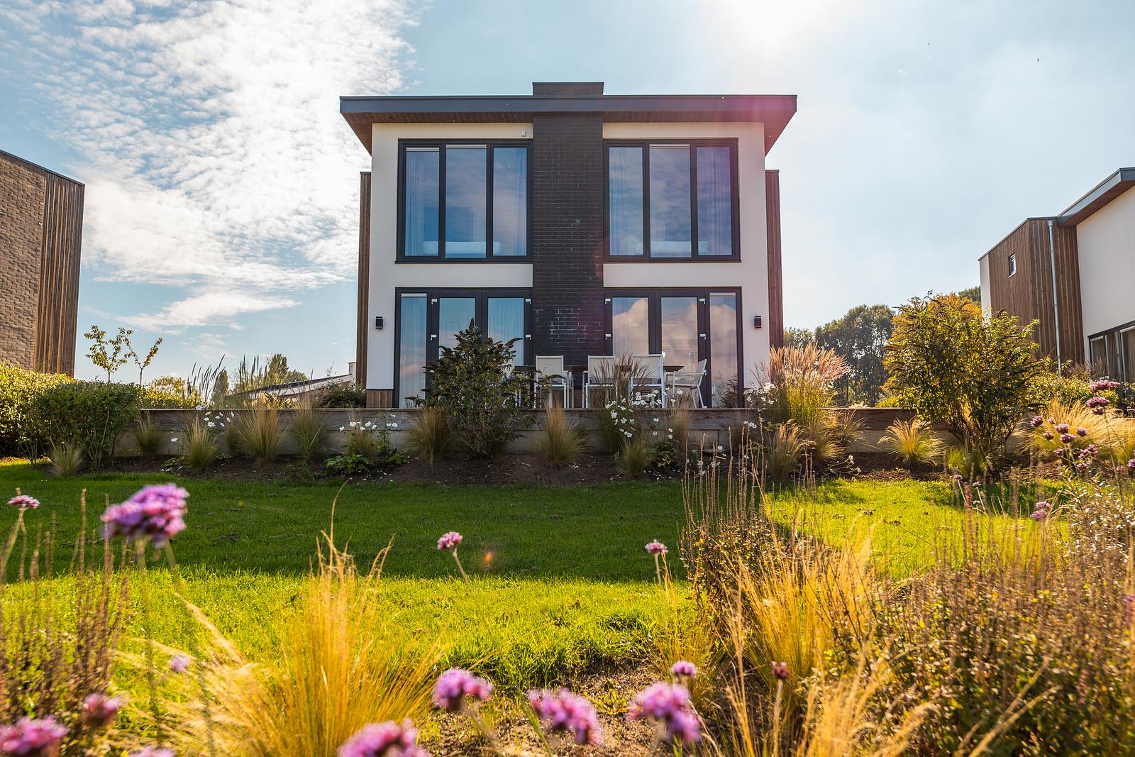 Maas Villa mit Wasserblick | 10 Personen