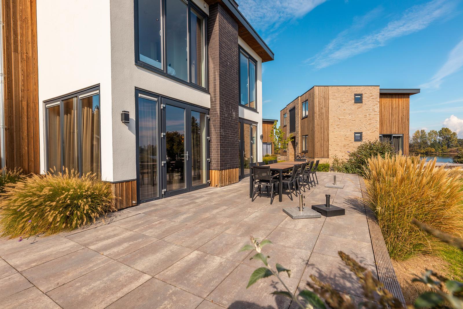 Maas Villa mit Hafenblick | 10 Personen