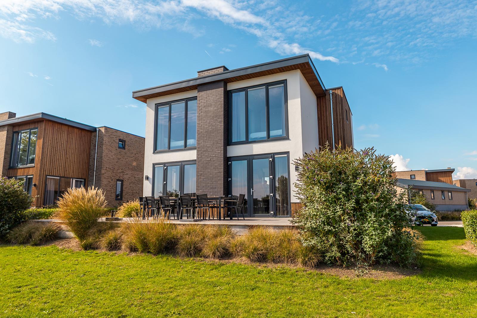 Maas Villa mit Hafenblick | 10 Personen