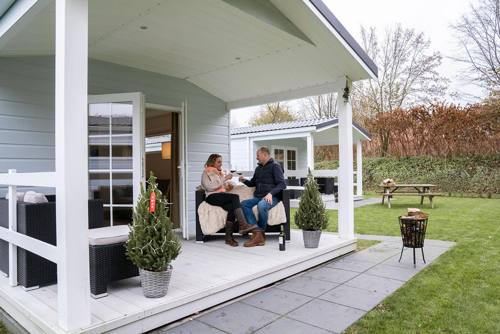 Verandachalet met hottub