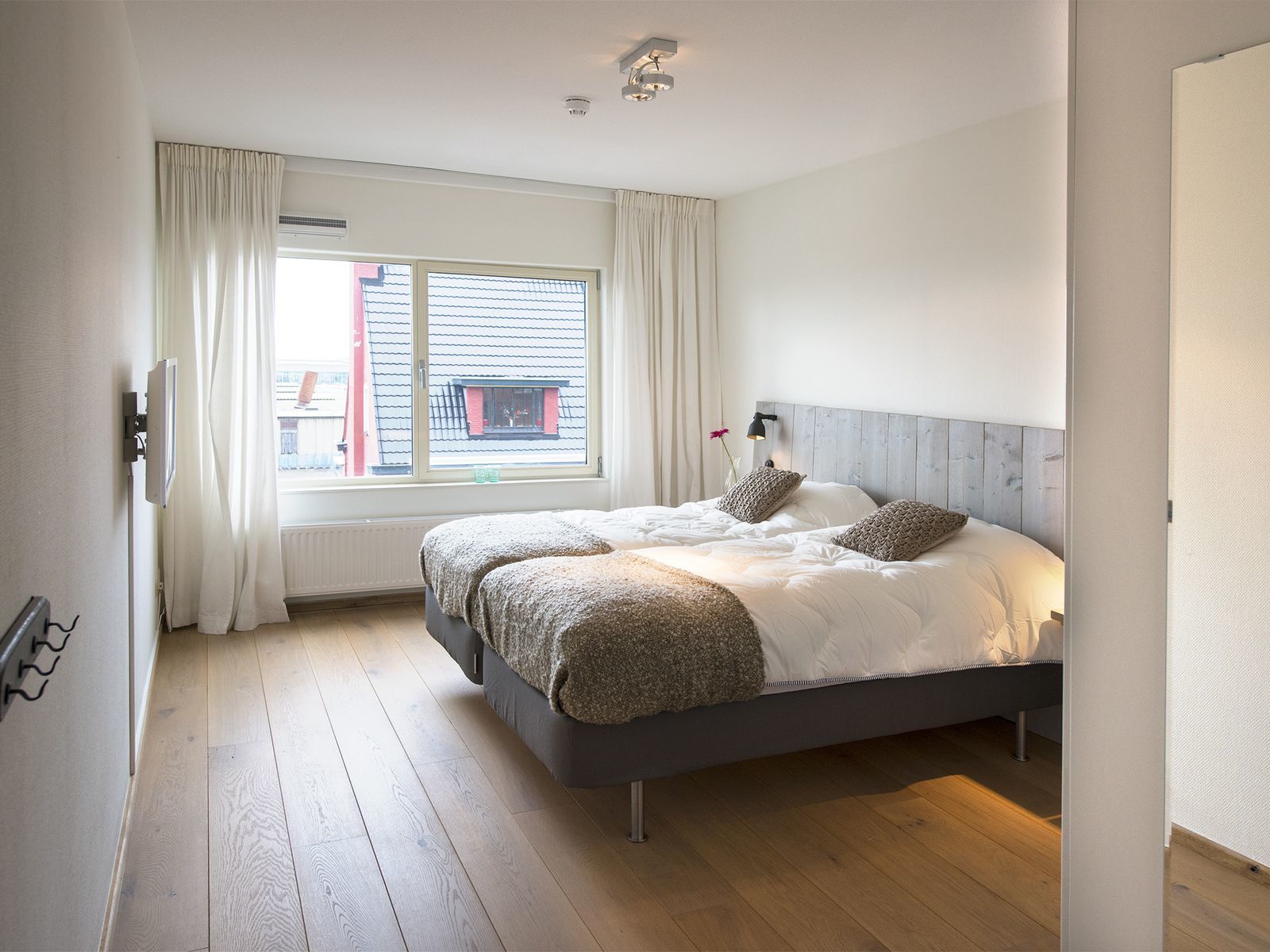 Harbour 10B