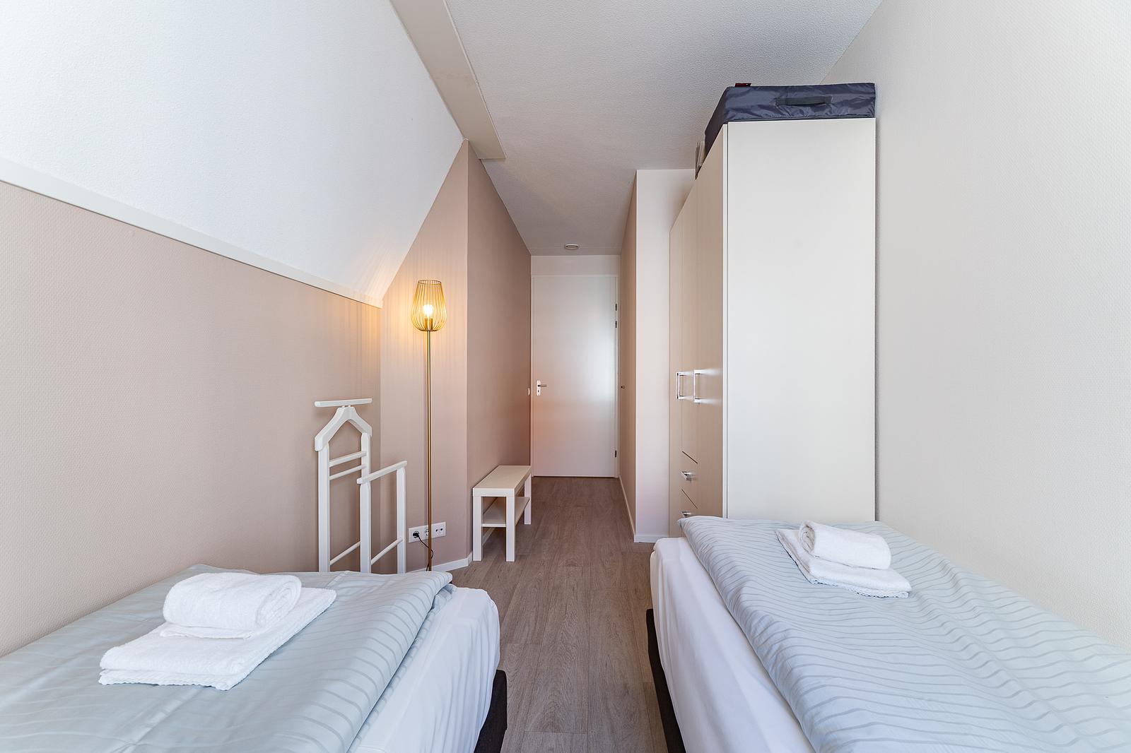  Apartment - Kaapduinseweg 13 | Dishoek "M Luxe 6 personen"