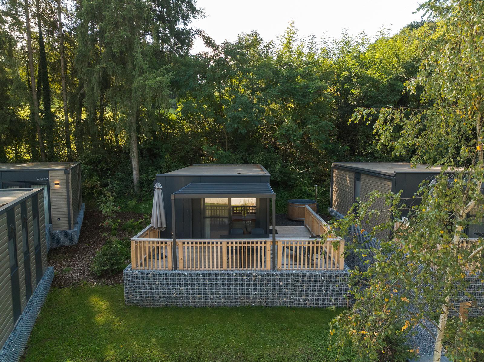 Moezel Lodge with hot tub | 4 persons 