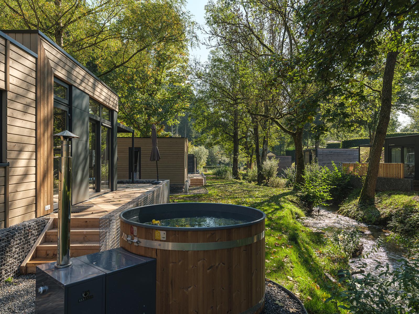 Mamer Lodge with hot tub | 4 persons 