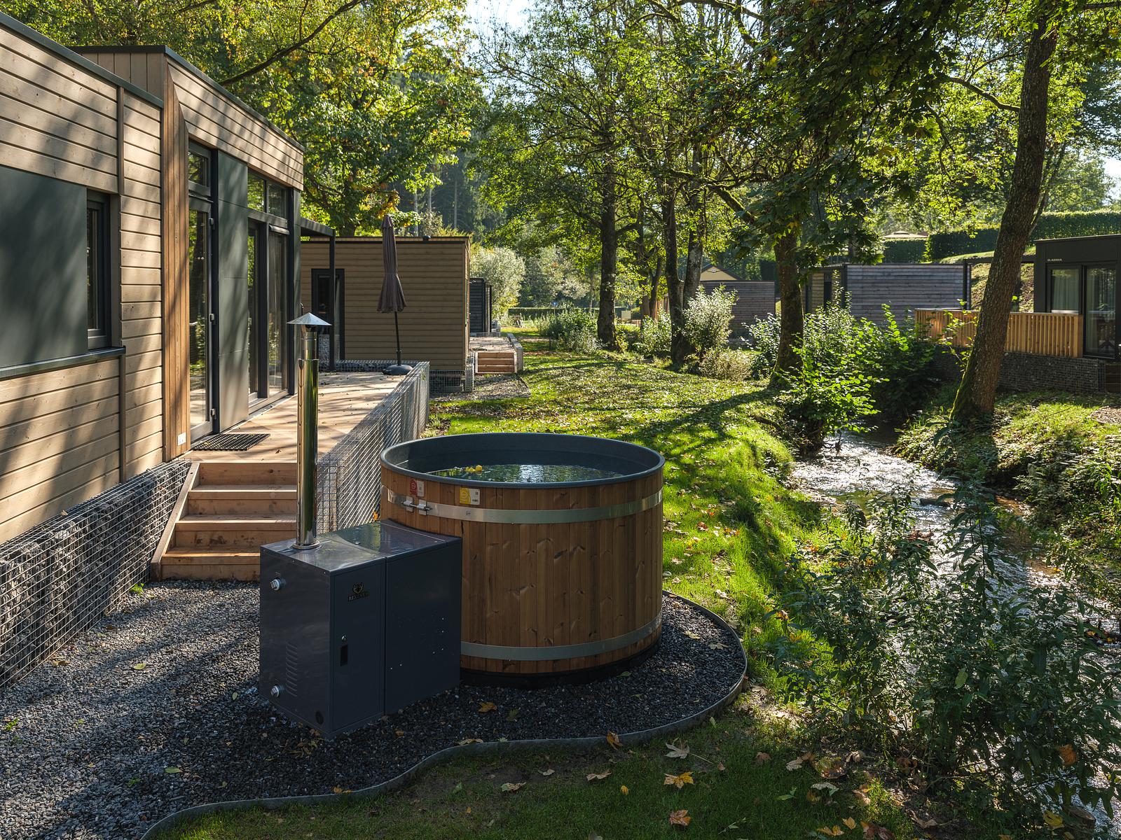 Mamer Lodge with hot tub | 4 persons 