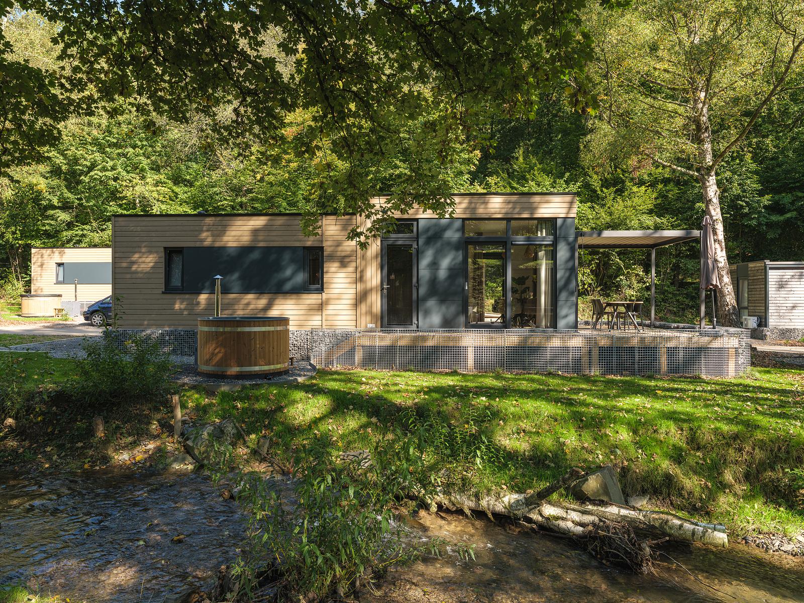 Mamer Lodge with hot tub | 4 persons 