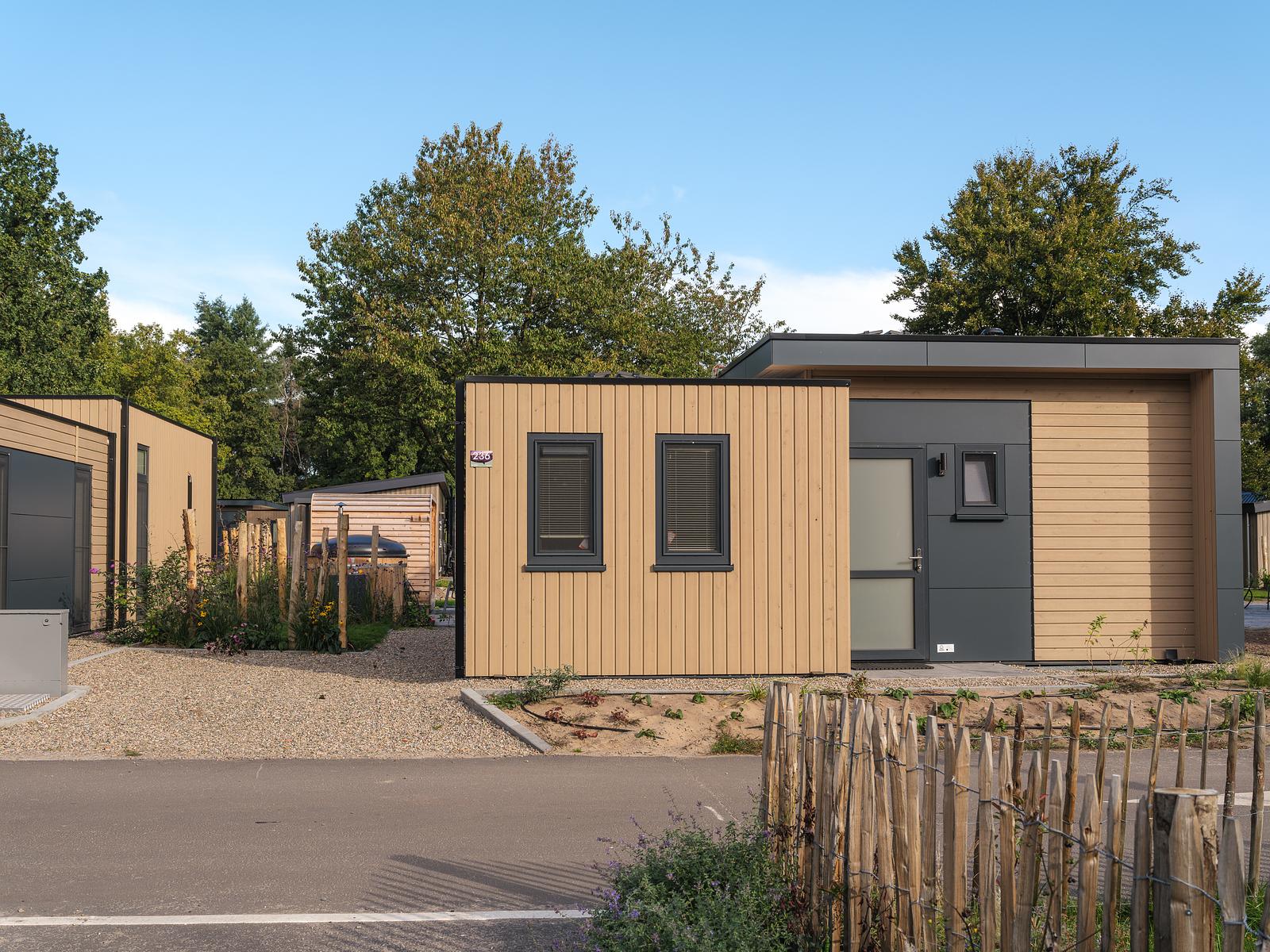 Essenburgh met Hottub & Sauna | 6 personen 