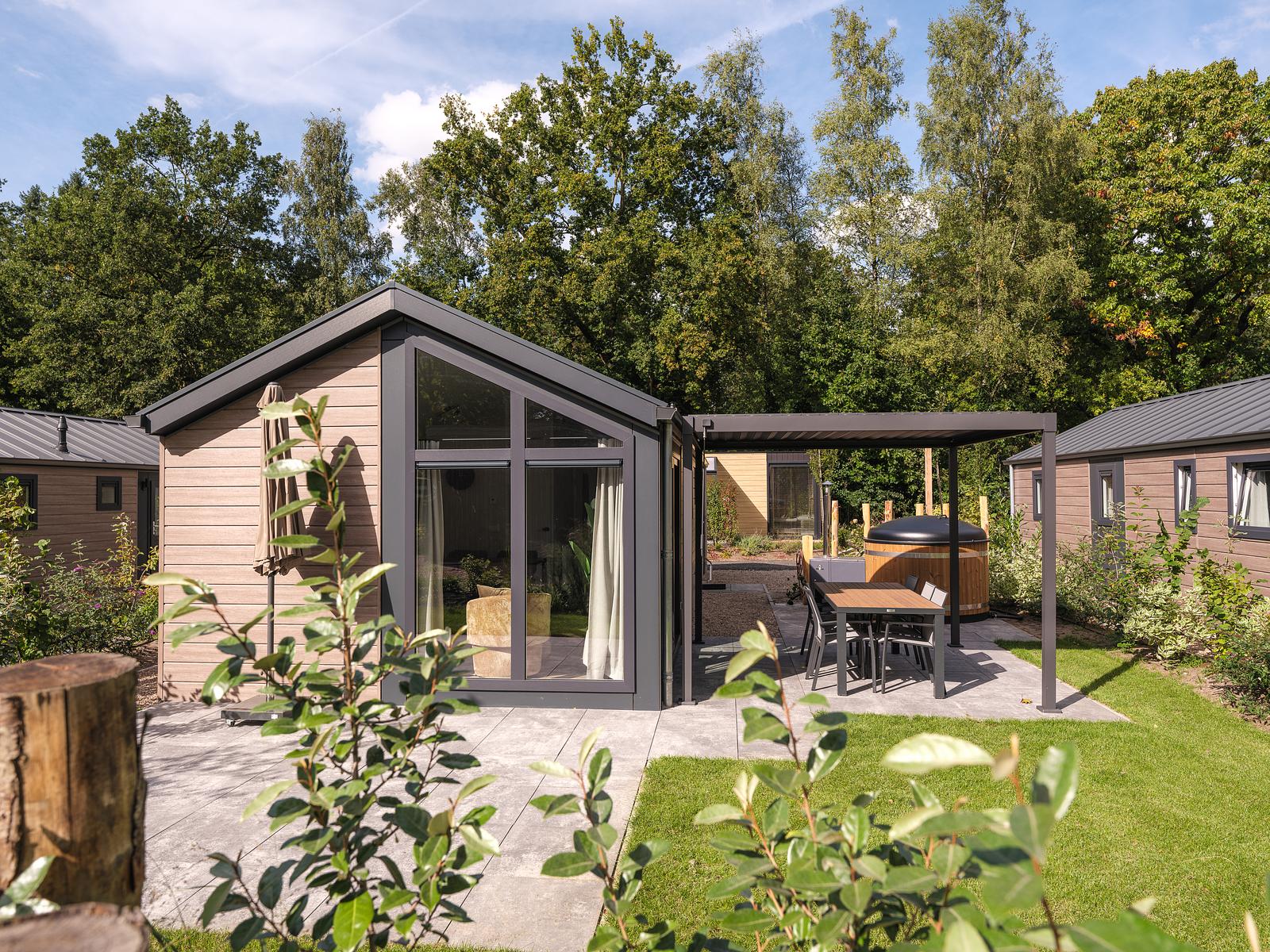 Doornenburg Lodge Comfort met Hottub | 6 personen