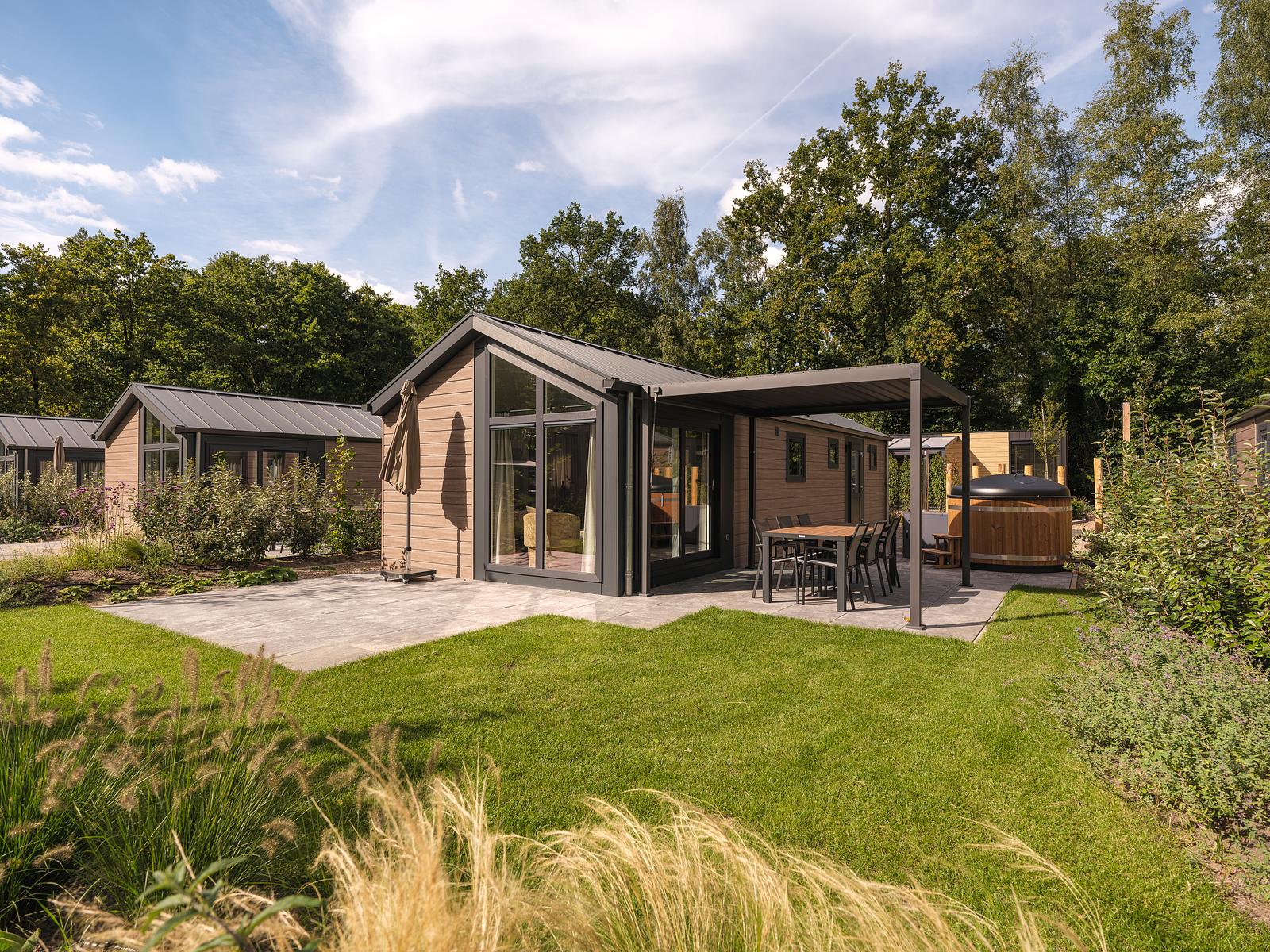 Doornenburg Lodge Comfort met Hottub | 6 personen