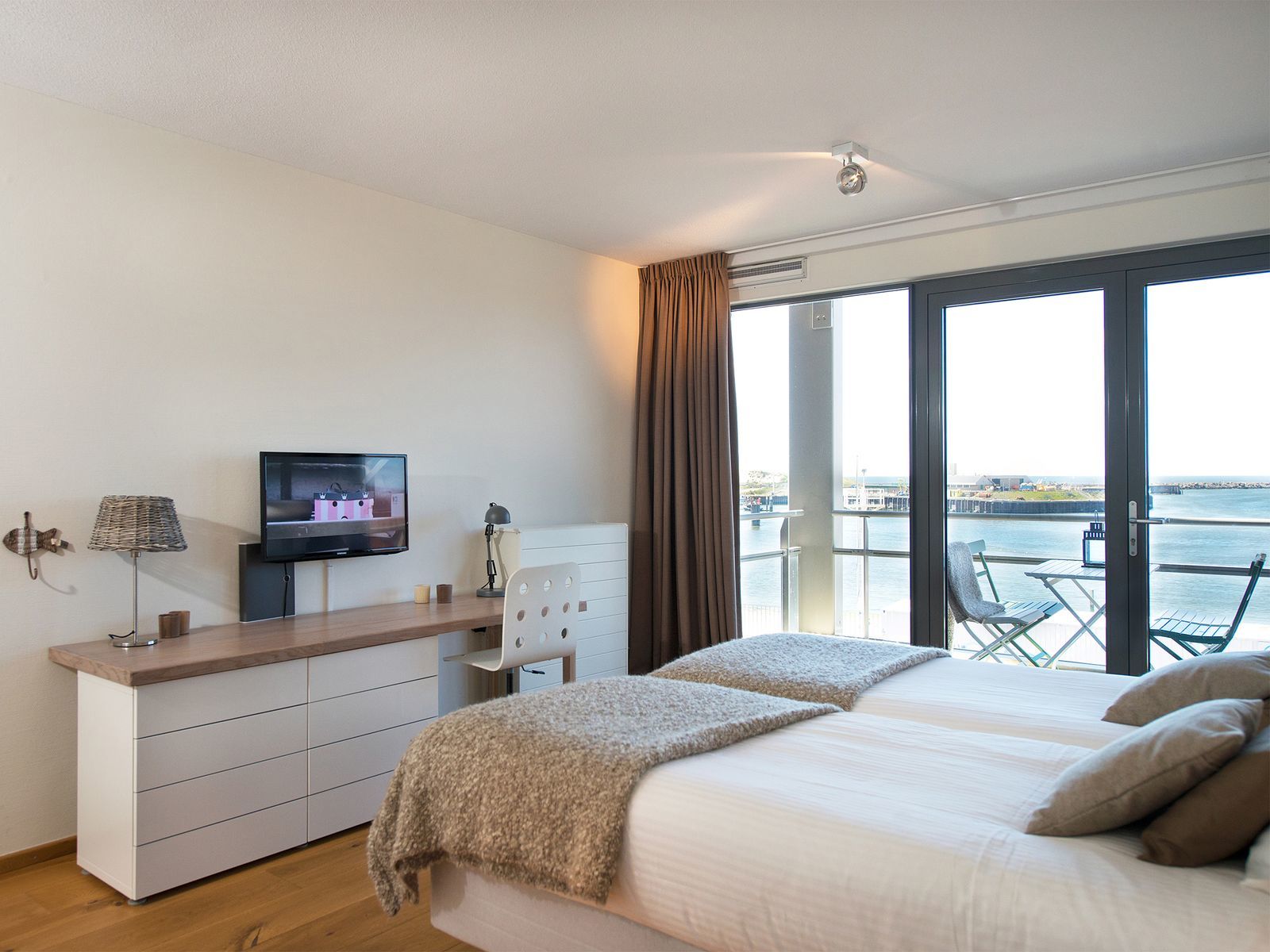 Harbour 36