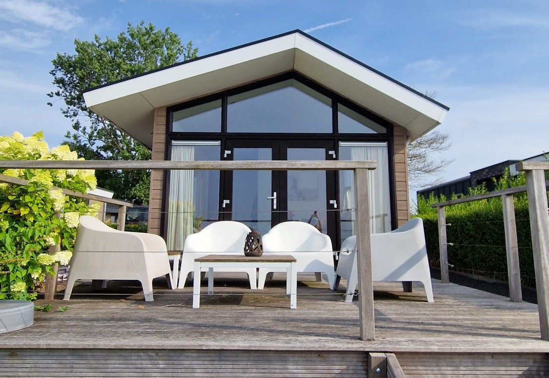 Pavillon Waterfront 4